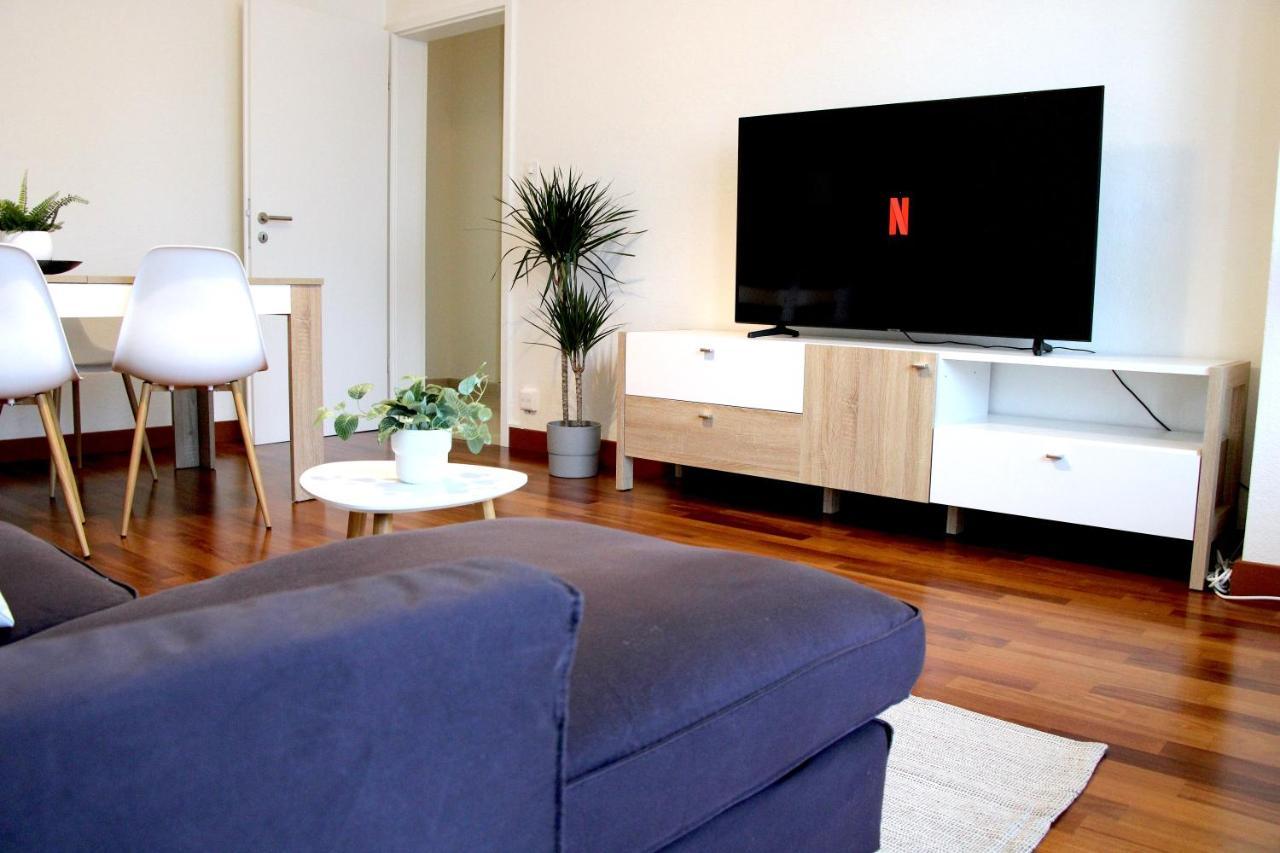 Cozy Apartment With Free Parking & Close To Lake Лугано Екстериор снимка