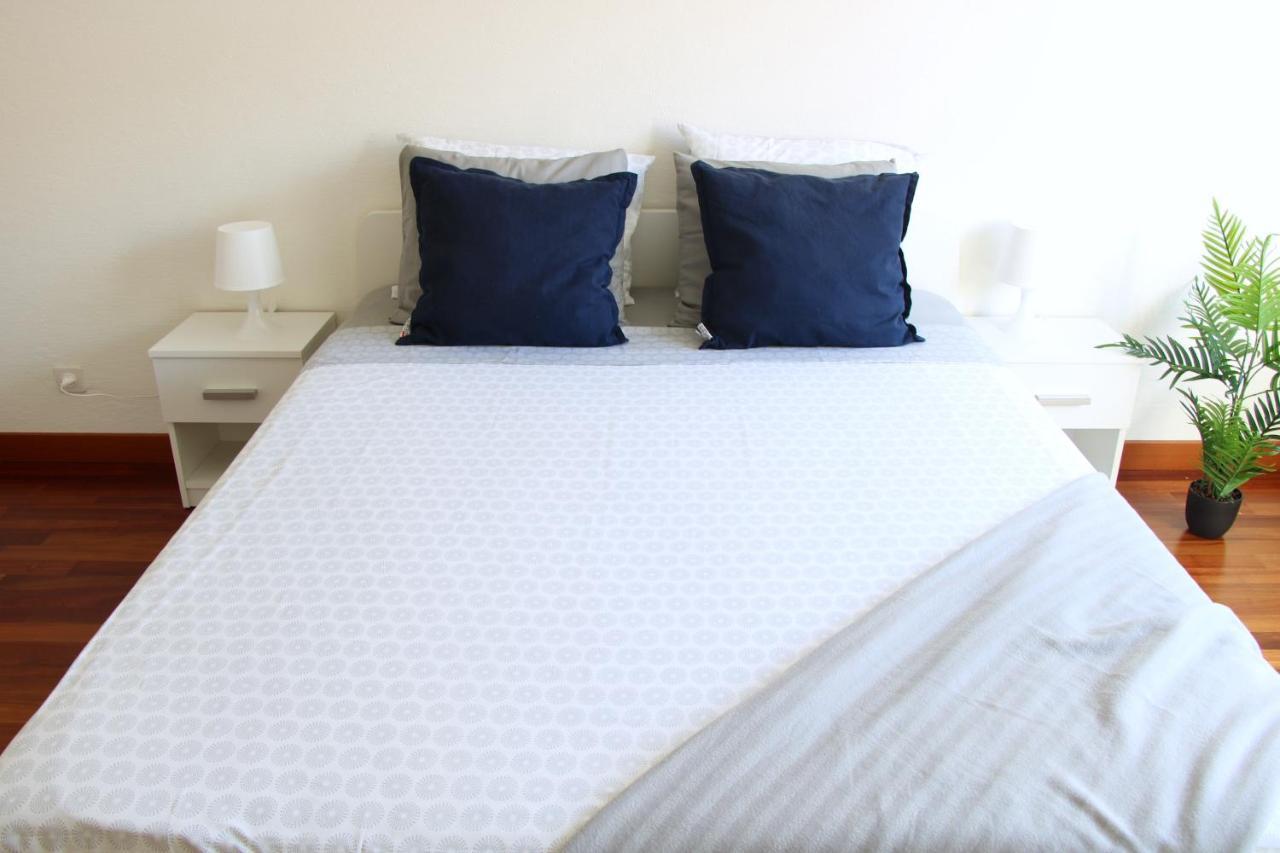 Cozy Apartment With Free Parking & Close To Lake Лугано Екстериор снимка