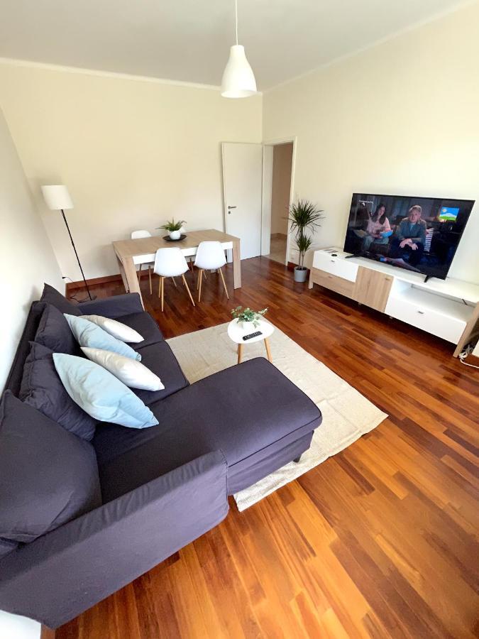 Cozy Apartment With Free Parking & Close To Lake Лугано Екстериор снимка